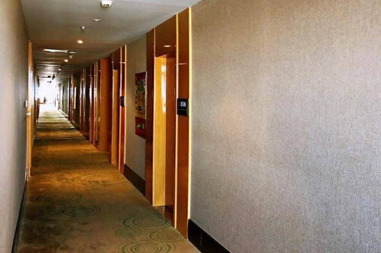 Greentree Inn Jiangsu Wuxi Jiangyin Zhouzhuang Shiji Avenue Business Hotel Exteriör bild
