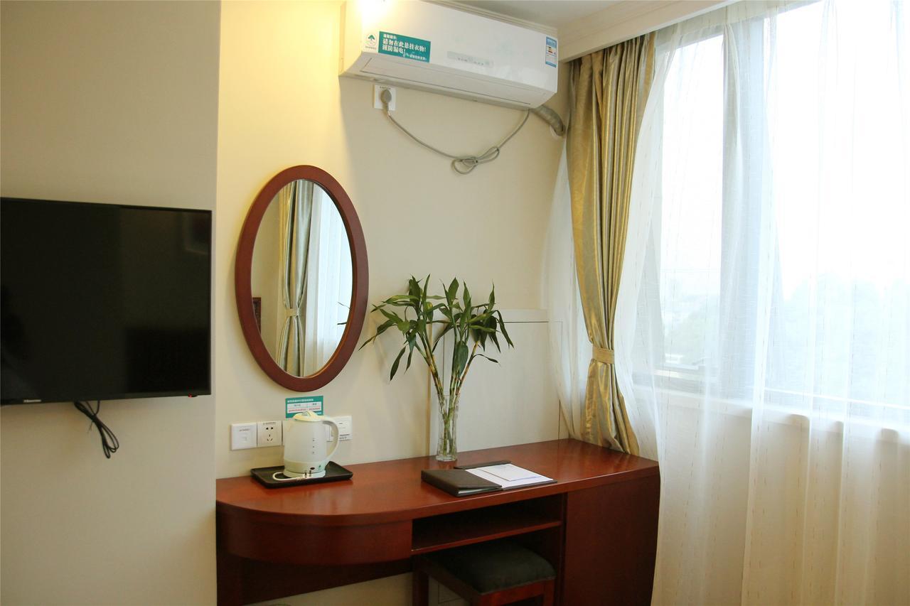 Greentree Inn Jiangsu Wuxi Jiangyin Zhouzhuang Shiji Avenue Business Hotel Exteriör bild
